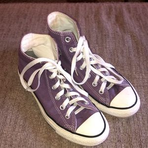 Converse Chuck Taylor High Tops Purple Men’s 5/Women’s 7